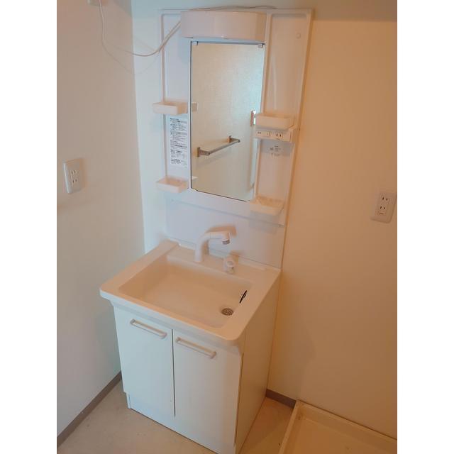 シャワー付洗面化粧台