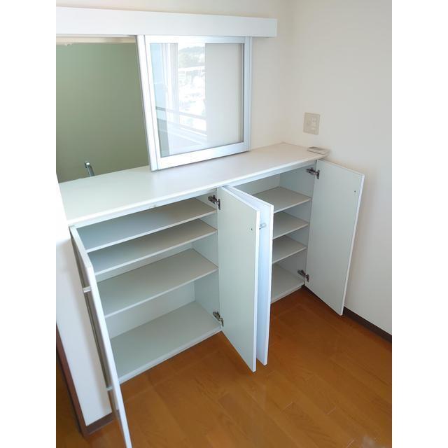 カウンター収納