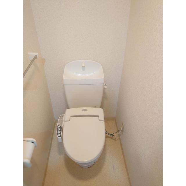 温水シャワー付トイレ