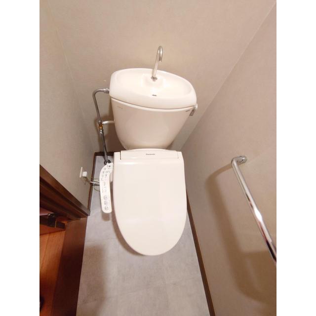 シャワー付トイレ