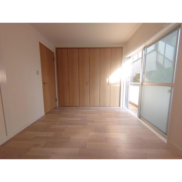 洋室5.8帖