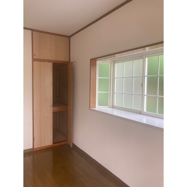 ２F　4.5帖部屋収納