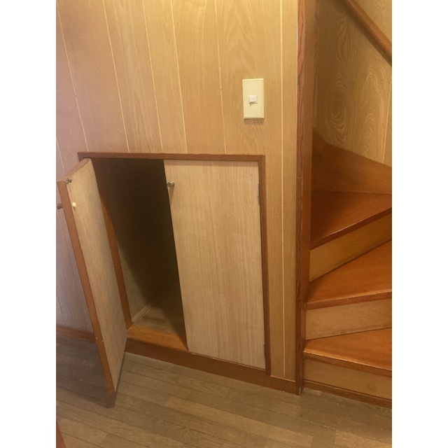 階段下収納