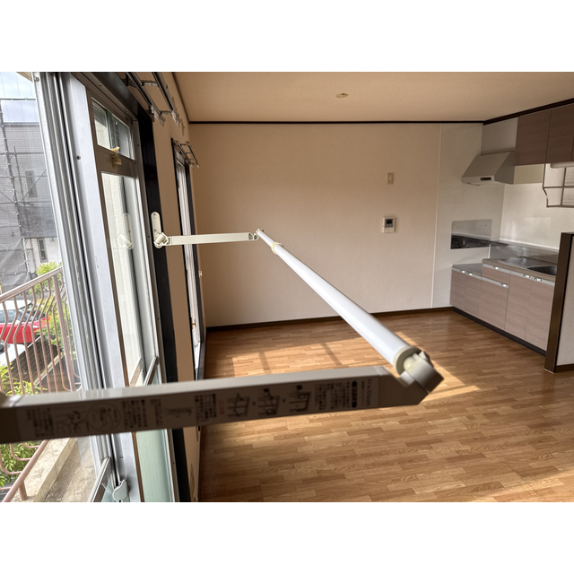 折りたたみ式室内物干し