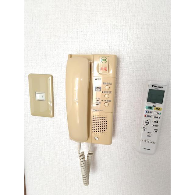 インターホン