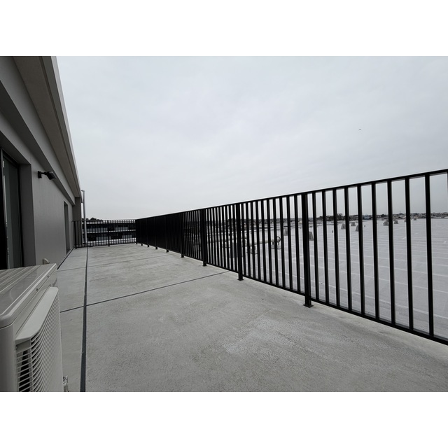 ルーフバルコニー