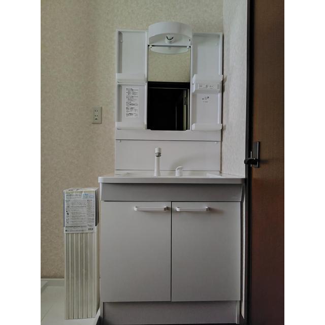 シャワー付洗面化粧台