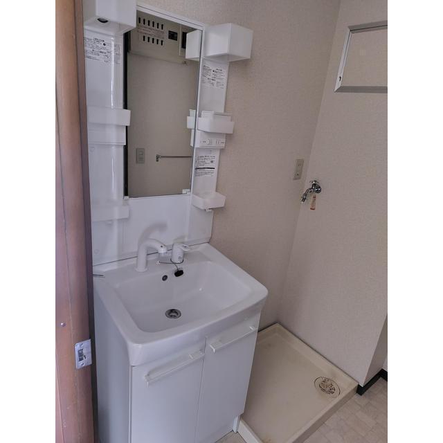 シャワー付洗面化粧台
