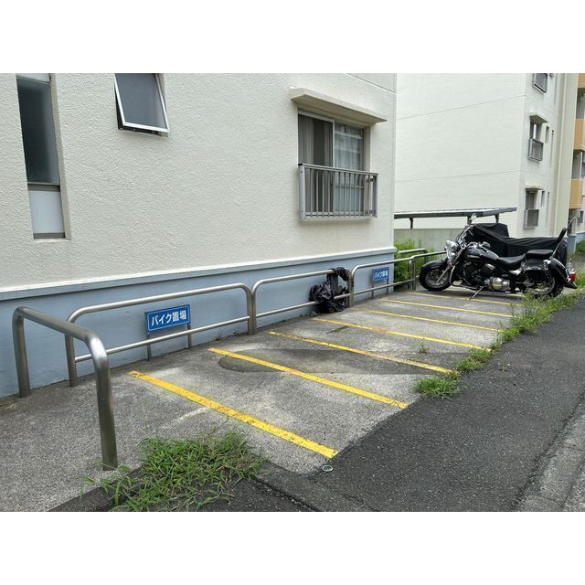 バイク置き場