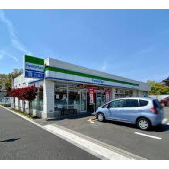 ファミリーマート金森町田街道店