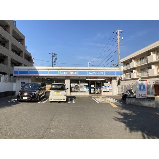 ローソン町田成瀬中央通店