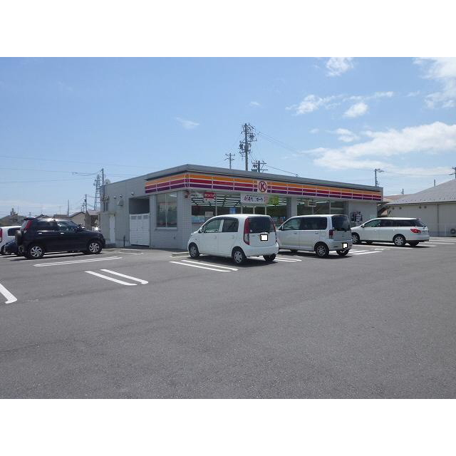 ファミリーマート鈴鹿桜島二丁目店