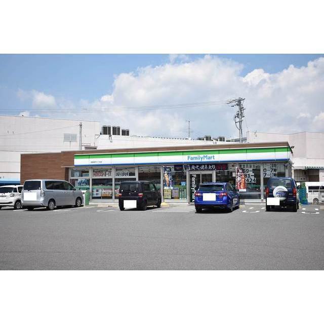 ファミリーマート鈴鹿神戸九丁目店