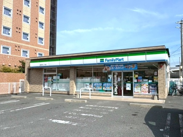 ファミリーマート鈴鹿平田二丁目店