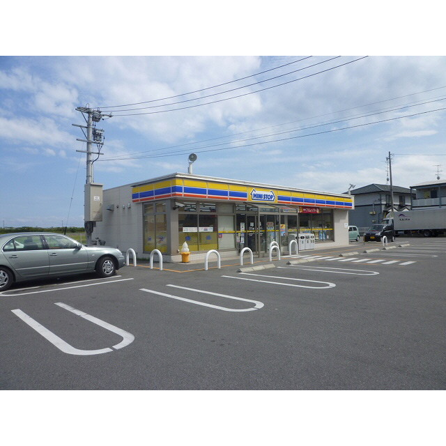 ミニストップ鈴鹿野町店