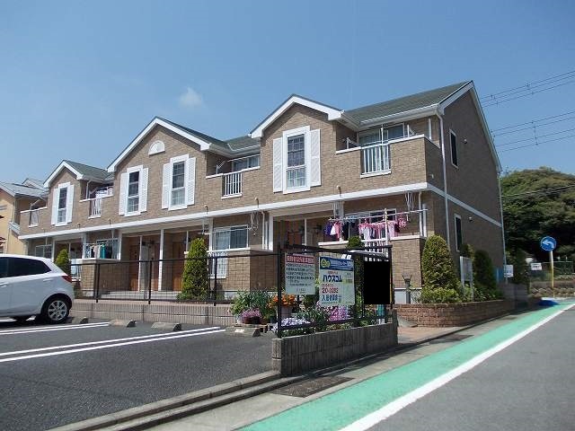 プラム　ブルック