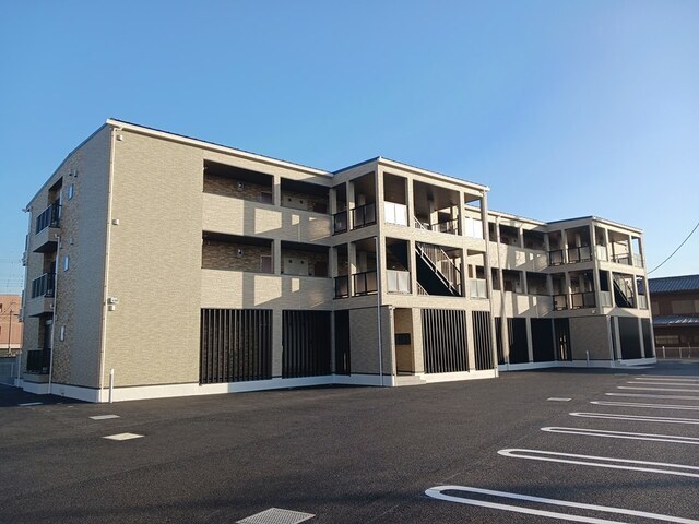 クラール　今泉