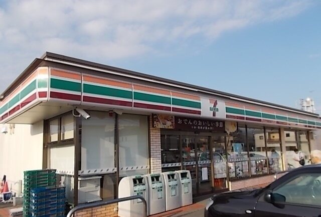 セブンイレブン上新田店