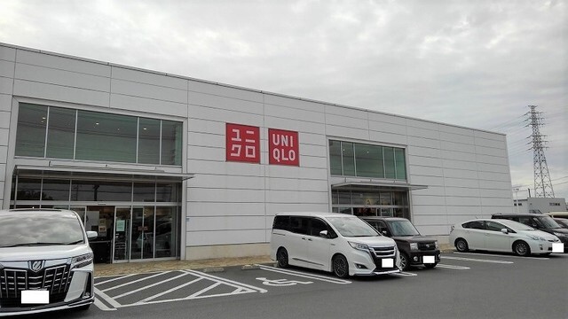 ユニクロ 富里インター店