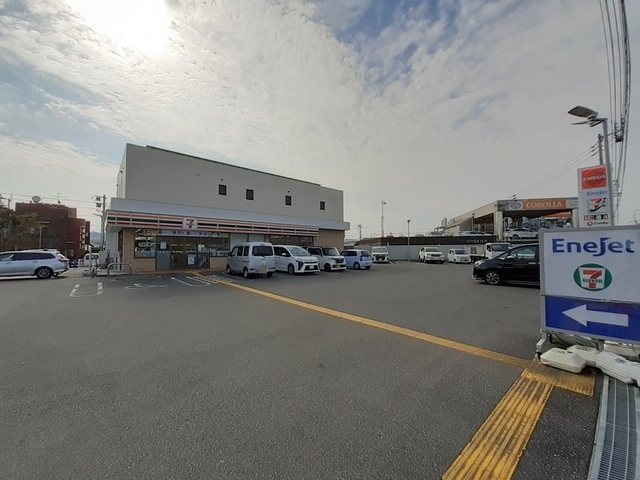 セブンイレブン 高知曙町１丁目
