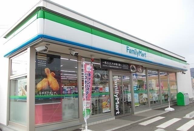 ファミリーマート上大井店