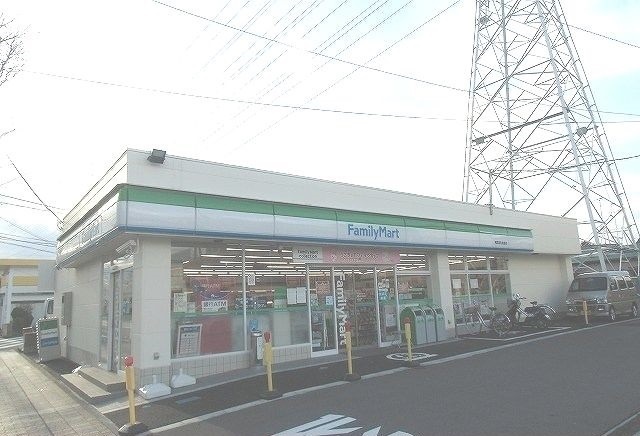 ファミリーマート巡礼街道店
