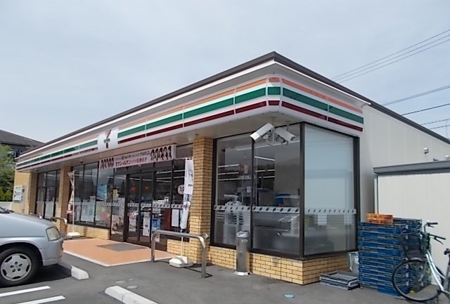 セブンイレブン飯田岡南店