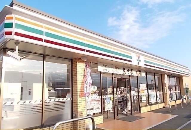 セブンイレブン牛島店