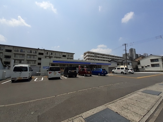 ローソン 高知旭町店