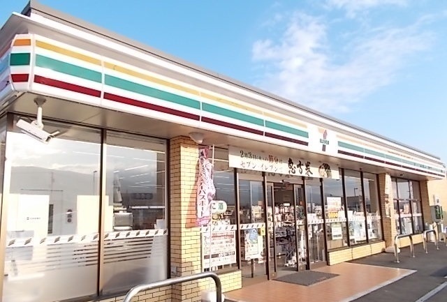 セブンイレブン牛島店