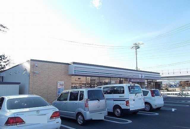 セブンイレブン 下堀西店