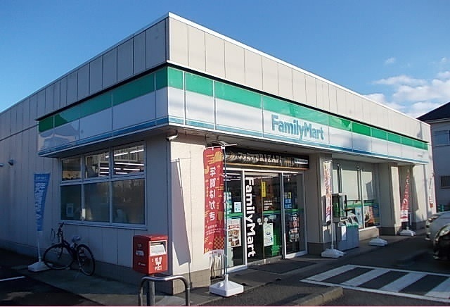 ファミリーマート中村原店