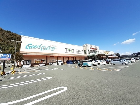 サニーアクシス いの店