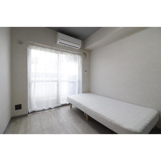 ※ベッドはイメージです。