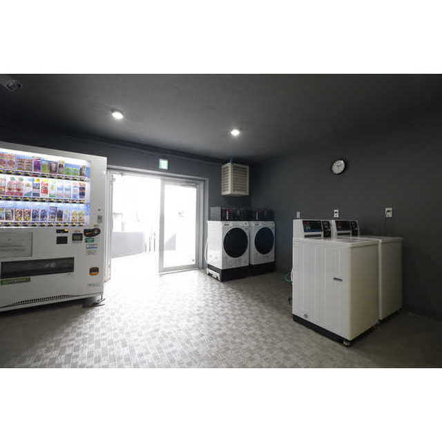 自動販売機、防犯カメラ