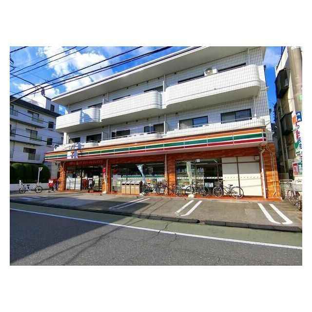 1Fセブン・イレブン