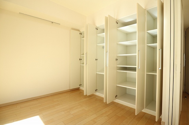 4.6帖洋室クローゼット