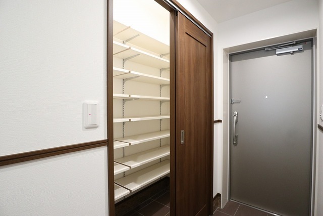 シューズインクローク