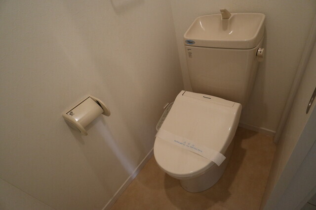 シャワートイレ