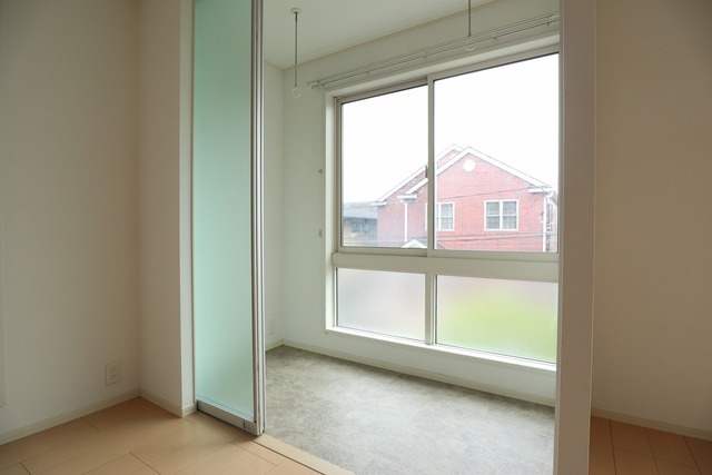 反転タイプの他のお部屋の写真です。