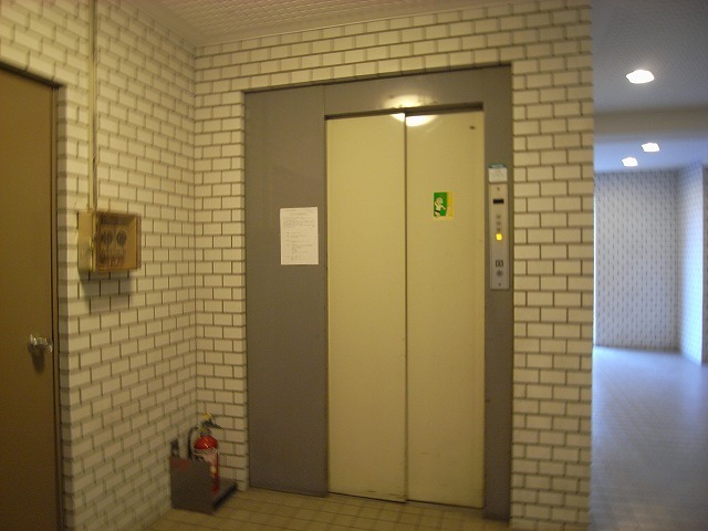 エレベーター