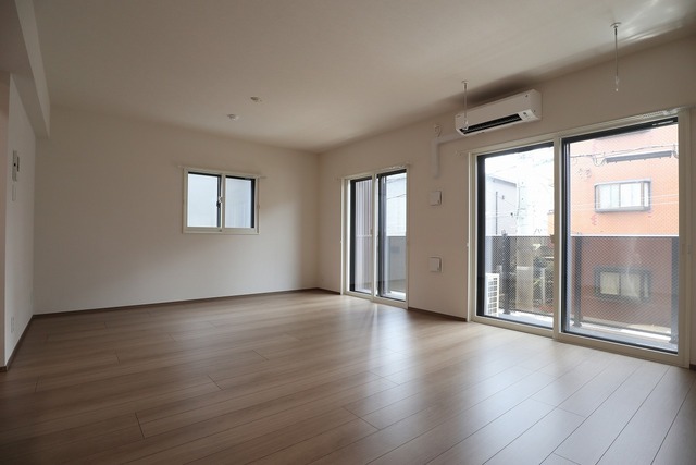 同じ間取りの他のお部屋の写真です。