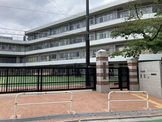 品川区立芳水小学校