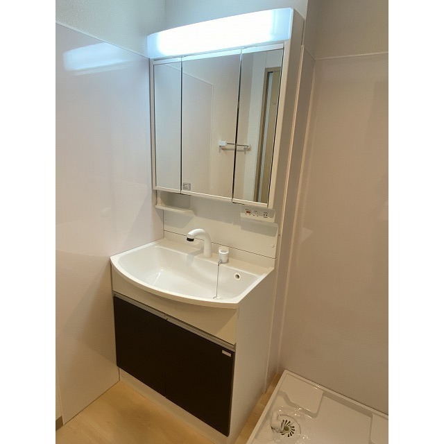 三面鏡洗面台(W=750)