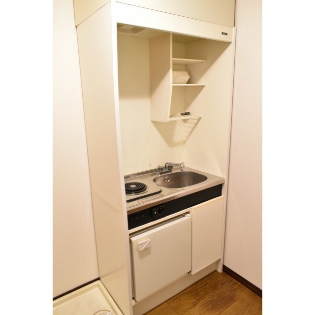 1ドア冷蔵庫・1口電気コンロ
