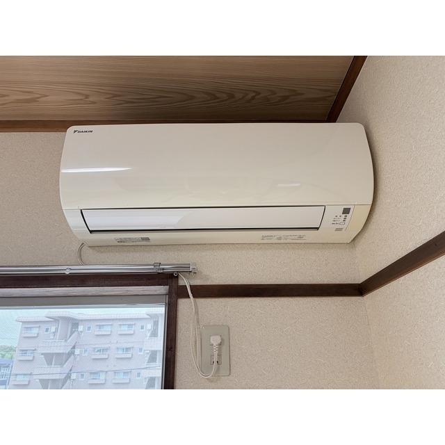 エアコン2基つき ※1台サービス品