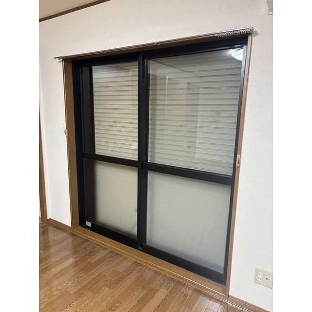 シャッター式雨戸