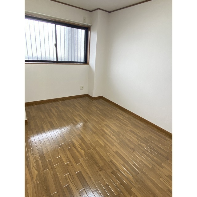 洋室5.6帖