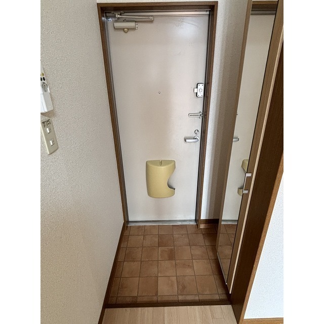 ミラーつきシューズボックスあり