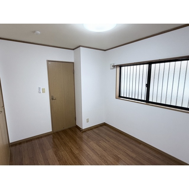 洋室5.6帖